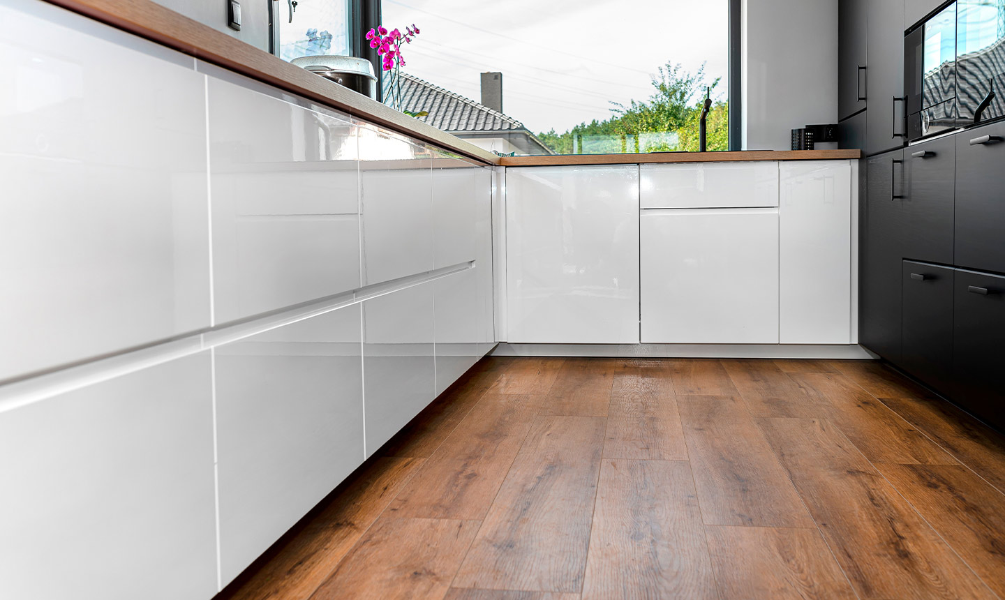 How to make your wooden floors shine?